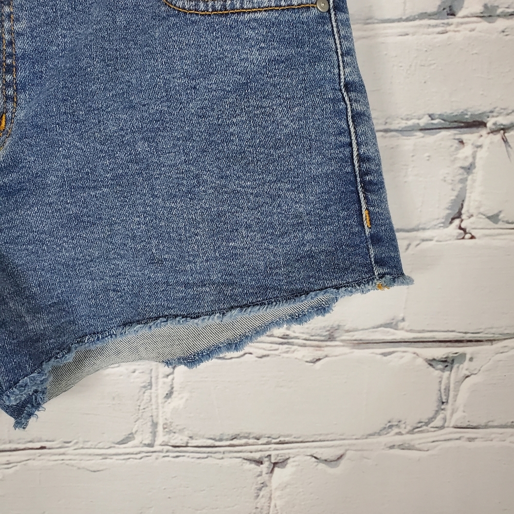 Sunday Best High Rise Denim Shorts - Picture 6 of 9